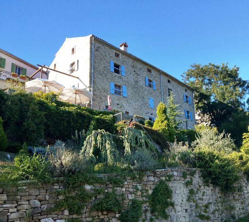 Ruine-Motovun Kh Vila Exterior foto